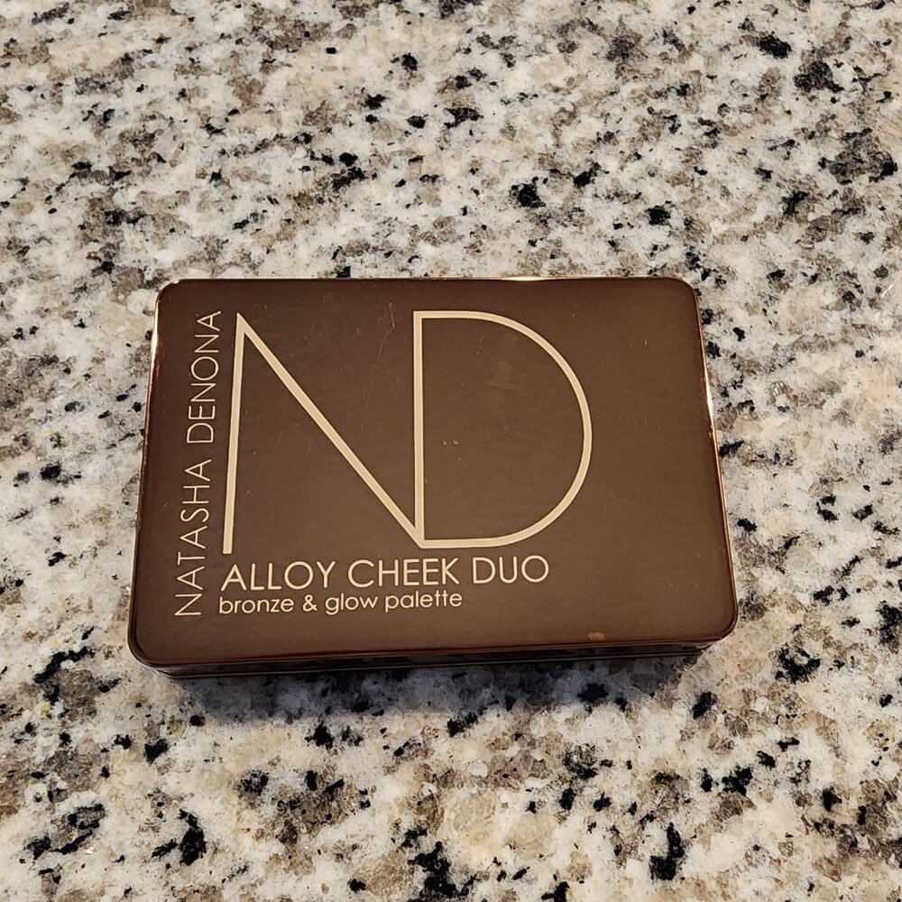 Natasha Denona Alloy Cheek Duo Bronze and Glow Pallette